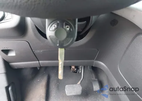 2014 Ford Escape Se z USA, uszkodzony, nr VIN 1FMCU9GX0EUB10891